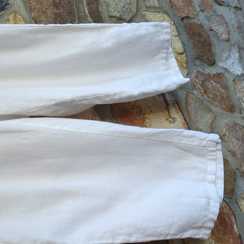 Chico's 100% Linen Cropped Wide-Leg Pants - Picture 3 of 9
